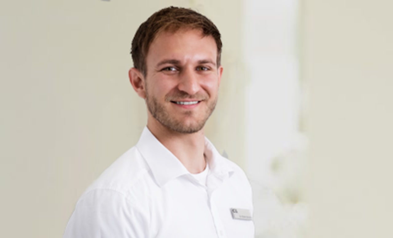 Dr. Robin Schulte, Zahnarzt